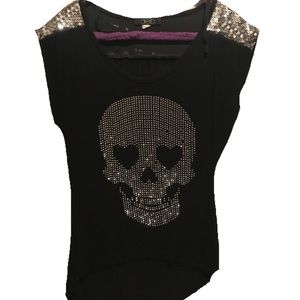 Skull heart eyes sparkly top